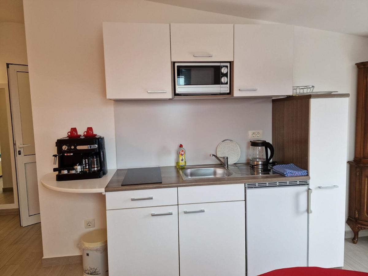 Keser Apartments Rovinj Exterior photo